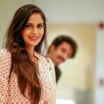 Samyuktha Shanmughanathan Instagram – Celebrating @rakshan_vj on ur new single ‘ enna vazkha da!’ Super cool video, congratulations 🎉 
check it out! Link in my story
📷 @arunprasath_photography @vbzu 

P.S photobomber @shariqqqq777 thank you 😁