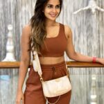 Samyuktha Shanmughanathan Instagram - DXB day 2 , just some casual shopping and great night out with the girls ♥️🤗 .. well deserved vacation 🥰🥰 Dubai, United Arab Emiratesدبي