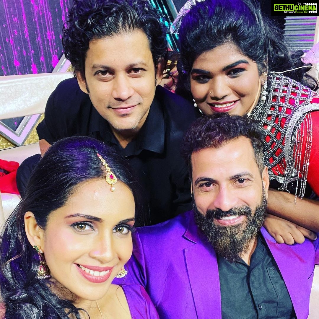 Samyuktha Shanmughanathan Instagram - ♥️♥️♥️fun max ♥️♥️♥️