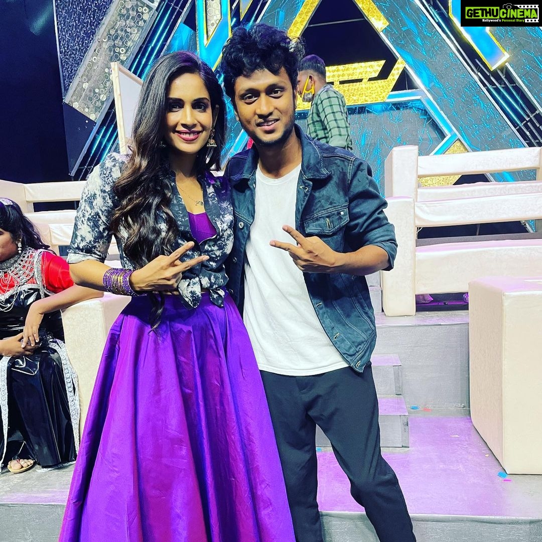 Samyuktha Shanmughanathan Instagram - ♥️♥️♥️fun max ♥️♥️♥️