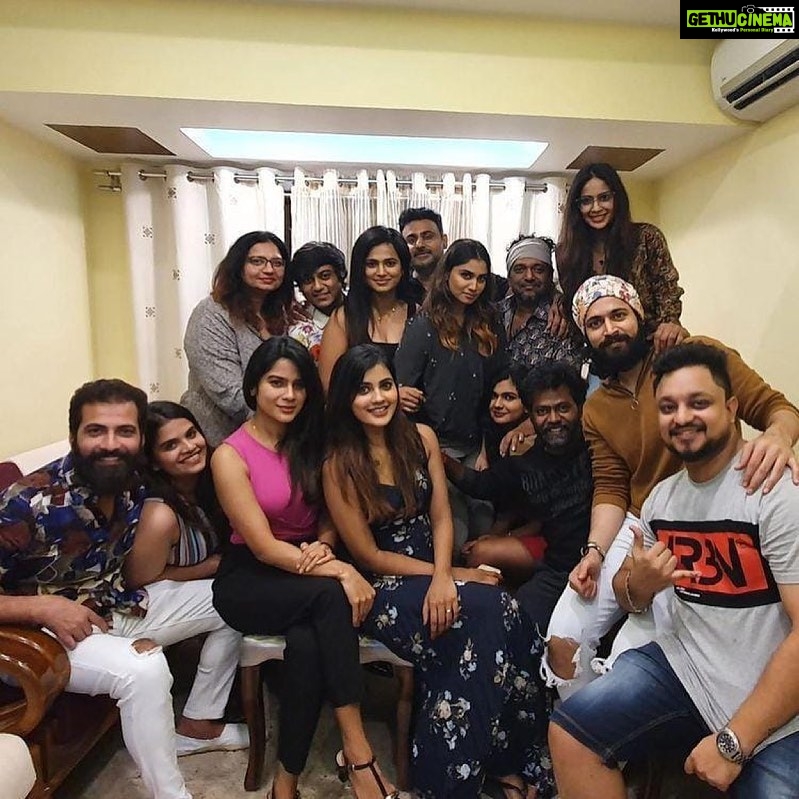 Samyuktha Shanmughanathan Instagram - One with the crew ♥️