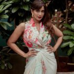 Samyuktha Shanmughanathan Instagram - * put ONLY aesthetically pleasing photos and put some advice caption - the influencer life. 😎 @shilpavummiti @prakatwork @imthefashionfellow