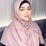 Sana Khan Instagram - Make the most of the Arafat Day. This is our golden opportunity to ask Allah swt for forgiveness and change of hearts. And women who have menses on Arafa Day you can do everything else in terms of ibadat except fast and pray and the reward is as if you were fasting In Sha Allah! Plz@don’t waste this day n time on Eid shopping in market or iftar preparation. I m sure we all can manage few hours of of doing ibadat which is from asr to magrib 🤲🏻 #sanakhan #anassaiyad #hajj #2023 #alhamdulillah #allahuakhbar