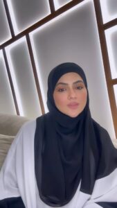 Sana Khan Instagram - Let’s try n stop backbiting, trolling or making negative comments on people through any medium.

Let’s work on ourselves to be better 🙌🏻
May Allah guide us all.

#sanakhan #anasaiyad #islamicreminders #important