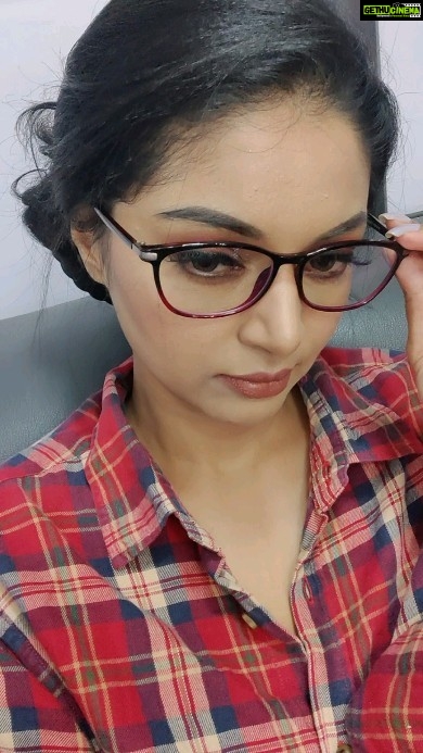 Sanam Shetty Instagram - Happy Weekend ❤️ . . MUH @rithuzmakeupartistry #comingup 📸 #reelsinstagram