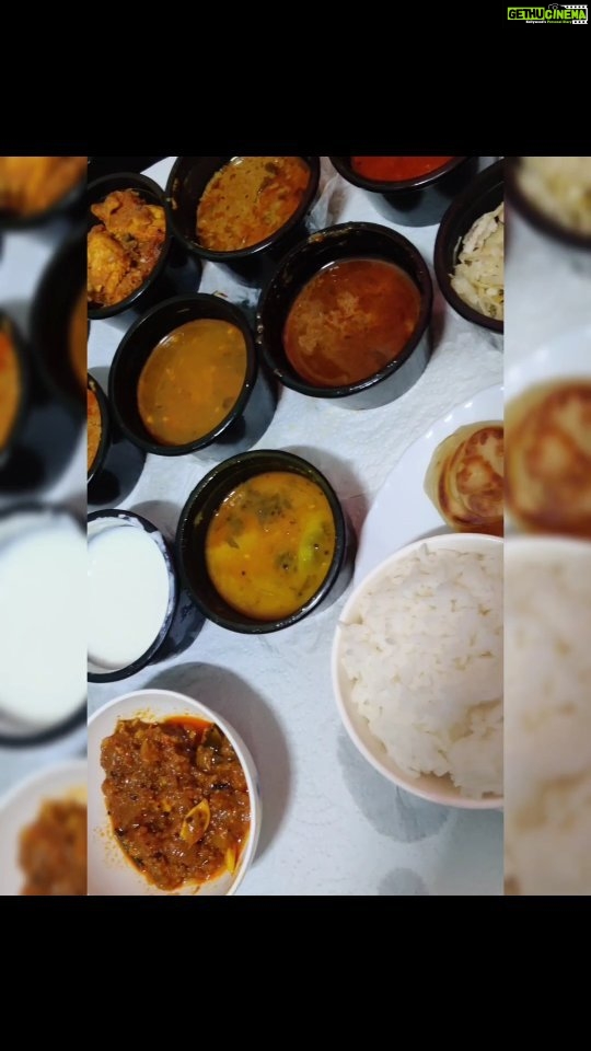 Sanam Shetty Instagram - Oru full meal parcel! 🍛🍚 Just had hot & yummy Chettinadu Non Veg thali from @sorgam_chennai Honest review: If you like super spicy, authentic Chettinadu flavours then you will love this. Spice level 🌶🌶🌶🌶 Not for the mid palate! Came with 1 chicken starter (dry roast), 15 side dishes - Chicken, Mutton, Fish curries, karuvadu thokku, Sambhar, kootu, Rasam, veg poriyal, cute coin parotta, atleast half kilo steamed rice, sweet, curd, papad for Rs 450/- Easily serves two. To improve: I wish they had atleast 3 starters. #sundayspecial #fullmeals #chettinadfood #samskitchen #foodreview