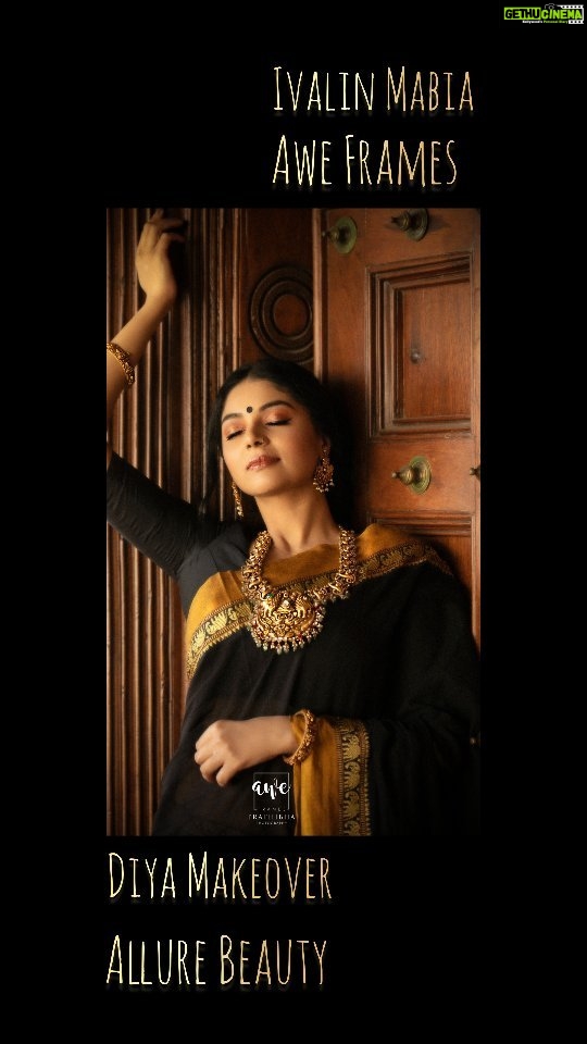 Sanam Shetty Instagram - Embrace your elegance..not to impress but to express🖤 . . . Cotton saree from @ivalinmabia 's latest festive collection @kaarigai.sarees Video by @the_girl_with_the_cam_ Makeup @diyamakeover_ Hair @allurebeauty_princy #festivalwear #bts #comingup #weekendvibes #reels #reelsinstagram