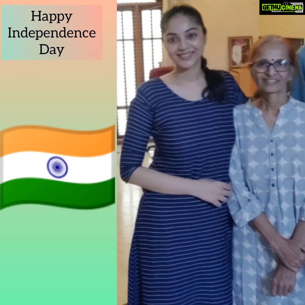 Sanam Shetty Instagram - Janani janmabhoomischa swargaadhapi gareeyasi 🇮🇳 Happy Birthday to my mother and motherland ❤️ #happyindependenceday