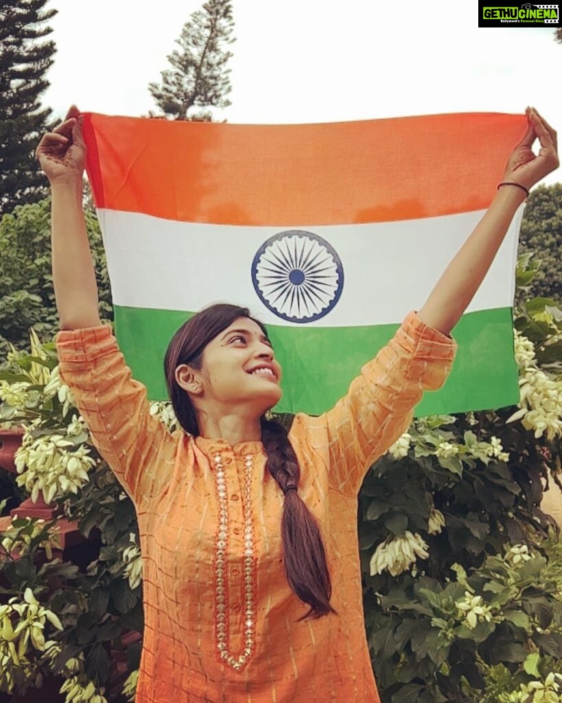 Sanchita Shetty Instagram - Happy Independence Day 🇮🇳 Jai Hind 🙏 #happyindependenceday #jaihind #jaihind🇮🇳 #vandematram #bharatmatakijai #india #sanchita #sanchitashetty #spreadlovepositivity ❤️