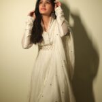 Sanchita Shetty Instagram – Happiness can exist only in Acceptance π€
Photography captured by : @aaronprince_photography
Beautiful white salwar from : @naziasyedofficial
Makeup-hairstyle : @makeup_by_jayanthi
#peace #joy #love #salwar
#salwarsuits #pure #white #whitesalwarsuit
#sanchita #sanchitashetty #spreadlovepositivity β€οΈ