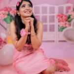 Sanchita Shetty Instagram – My special barbie 💞

Photography captured by : @tales_by_a 📸📸 
Beautiful peach pink dress from : @naziasyedofficial 
Makeup-hairstyle : @makeup_by_jayanthi

#peace #joy #love #barbie #barbielove #barbiegirl #barbiestyle #specialbarbie #barbiedoll 
#sanchita #sanchitashetty #spreadlovepositivity ❤️