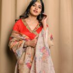 Sanchita Shetty Instagram - Happy Krishna Janmashtami 🙏❤️ May his divine presence always light up your life. Photography captured by : @aaronprince_photography Costume : @naziasyedofficial Makeup-hairstyle : @makeup_by_jayanthi #peace #joy #love #salwar #salwarsuits #red #happykrishnajanmashtami #krishnajanmashtami #krishnaconsciousness #harekrishna #krishna #krishnalove #radhekrishna #radhe #radheradhe #krishnakrishna #sanchita #sanchitashetty #spreadlovepositivity ❤️