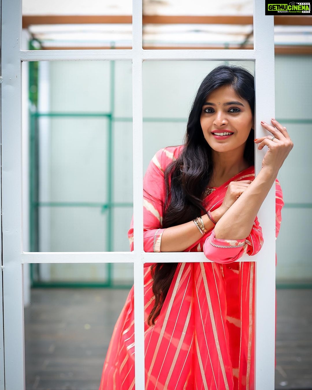 Sanchita Shetty Instagram - Happy September ๐ธ๐บ Photography captured by : @aaronprince_photography @tales_by_a ๐ธ๐ธ Makeup-hairstyle : @makeup_by_jayanthi #salwar #salwarsuits #salwarkameez #green #peace #joy #love #happy #september #hope #miracles #blessings #happyseptember #sanchita #sanchitashetty #spreadlovepositivity โค๏ธ