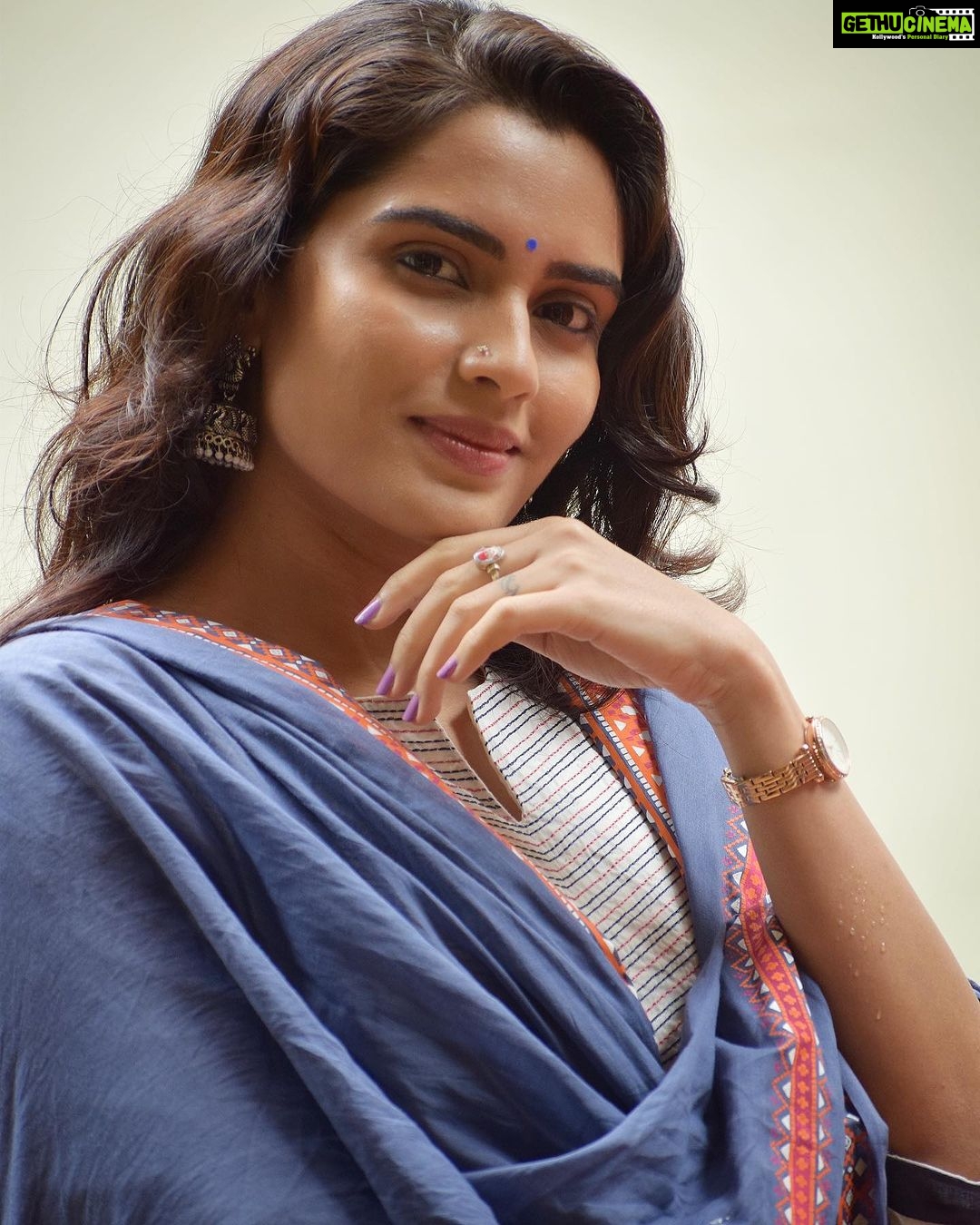 Sangeetha Bhat Instagram - ನನ್ನ ಹುಟ್ಟು ಹಬ್ಬಕ್ಕೆ ಶುಭ ಕೋರಿದ ಎಲ್ಲರಿಗೂ ಹೃತ್ಪೂರ್ವಕ ಧನ್ಯವಾದಗಳು (July 4th)…. Thanks to all you wonderful people for all the amazing wishes on my birthday (July 4th) Always grateful🙏🏻🤗💞 @sudarshan_rangaprasad thank you for always making my everyday every minute special and happy… love you darshu😘, and for clicking such beautiful pictures 🤭😘 #sangeethabhat #sangeethabhatsudarshan #4thjulybirthday #ethinicwear #salwarsuits #nosepin #nosestud #grateful #gratitude Porcupine Castle Resort, Coorg