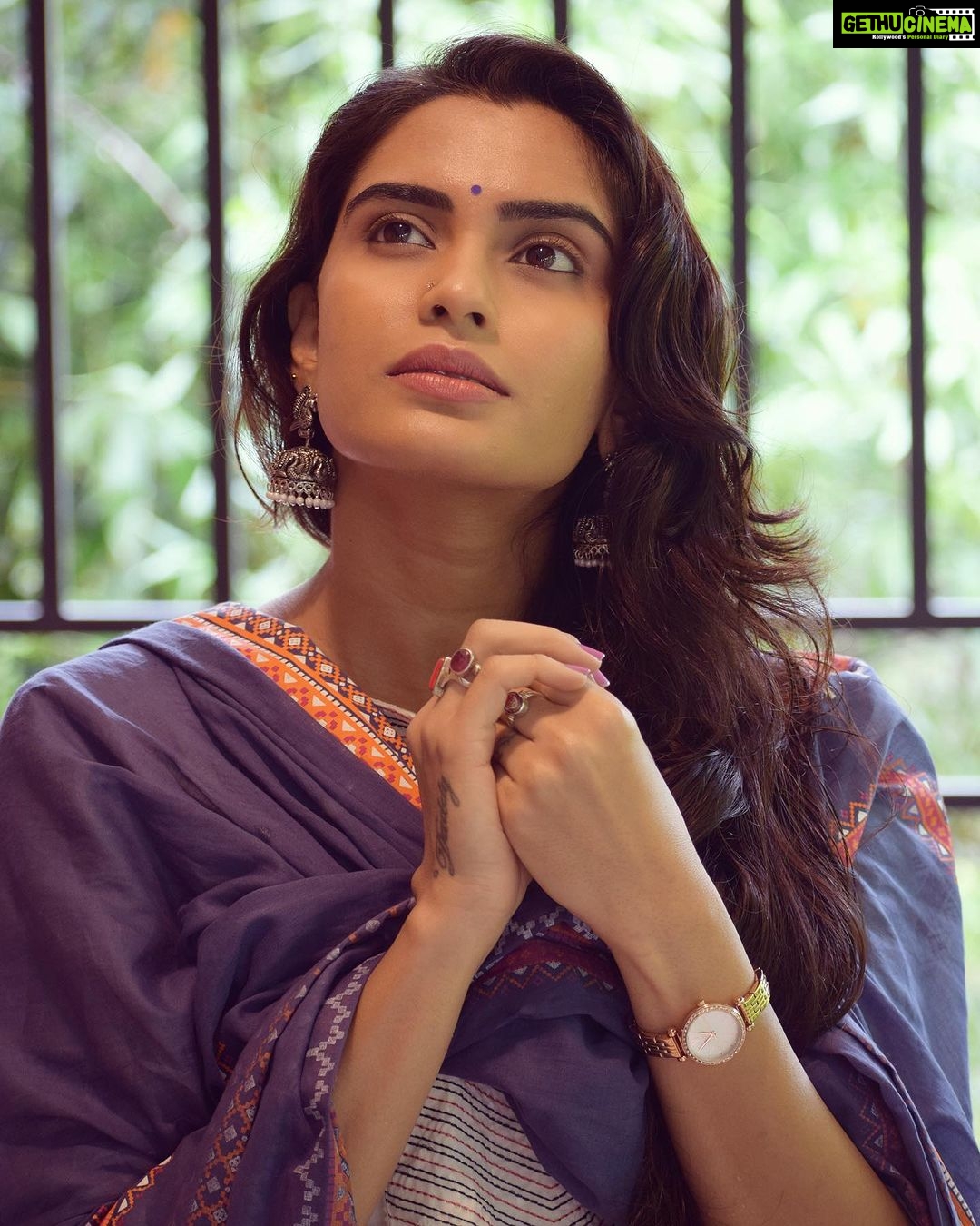 Sangeetha Bhat Instagram - “Just because you're awake doesn't mean you should stop dreaming.” #sangeethabhat #sangeethabhatsudarshan #actresslife #indianethinicwear #gratitude #quotes Bangalore, India