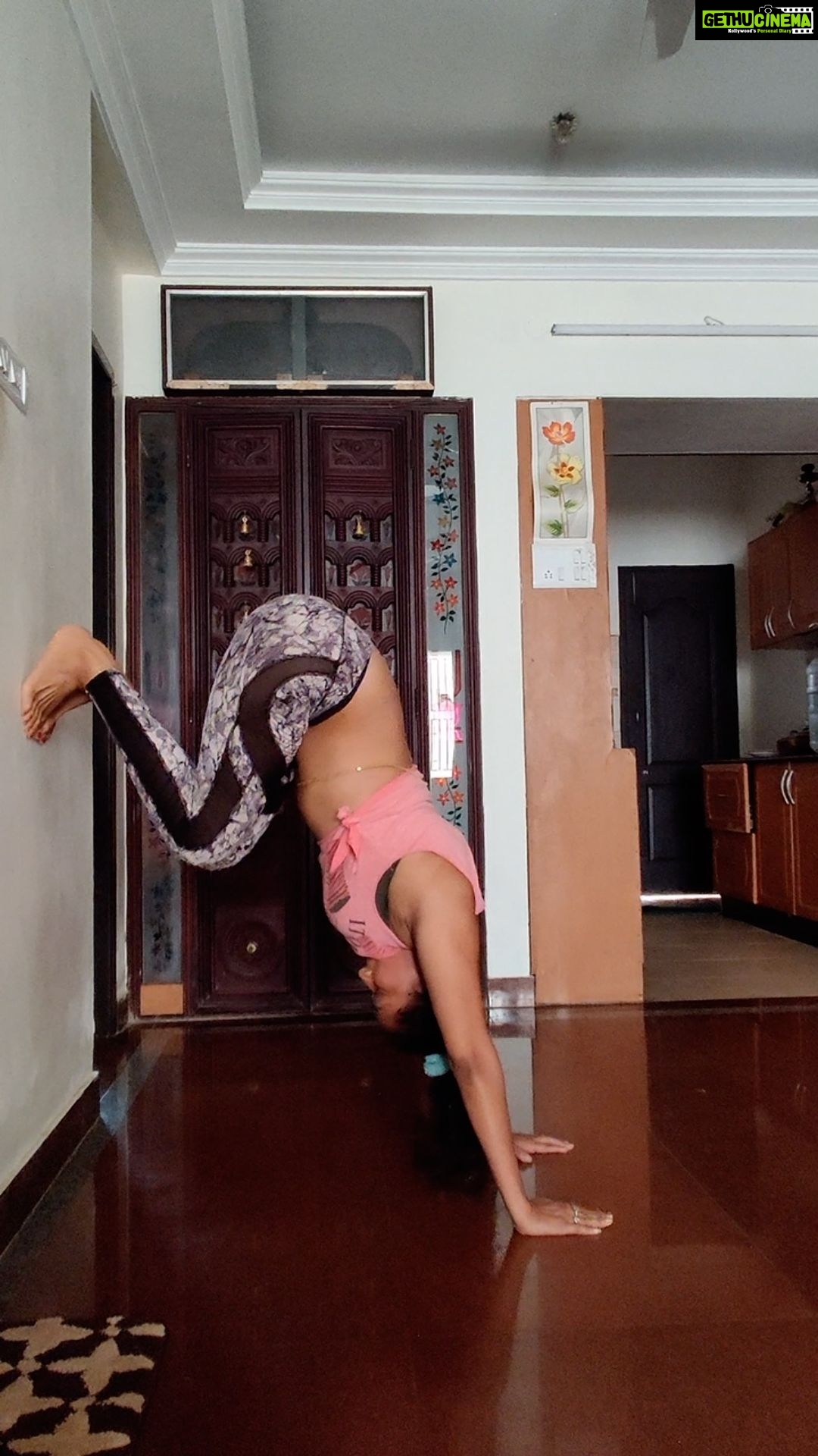 Sanjana Singh Instagram - Embracing the spirit of daily exploration is a remarkable journey towards personal greatness. Each day becomes a canvas, waiting for the vibrant strokes of your curiosity and courage. As you venture into uncharted territories, you unveil the tapestry of your potential, weaving threads of resilience and growth. Through the lens of novelty, you sculpt a masterpiece of self-discovery, proving that every small step towards the unknown adds up to an awe-inspiring portrait of your amazing transformation. ❤️ Chennai, India
