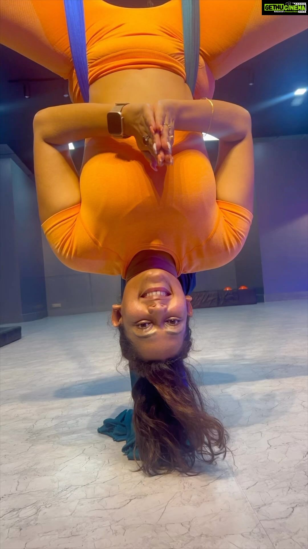 Sanjana Singh Instagram - “Believe in yourself, for you possess within you the power to achieve greatness. Embrace challenges, learn from failures, and keep striving towards your dreams. Remember, every setback is an opportunity in disguise. Keep pushing forward, and let your determination and perseverance light the path to your success.” @rkstudiosofficcial @rahulkulkarniofficial @shailat24