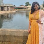 Sanjana Singh Instagram - Karaikudi is a charming city located in the Sivaganga district of Tamil Nadu, India. It's renowned for its rich cultural heritage, stunning temples, and unique architecture. Karaikudi is often referred to as the "City of Chettinad" due to its association with the influential Chettiar community. At shooting ❤️