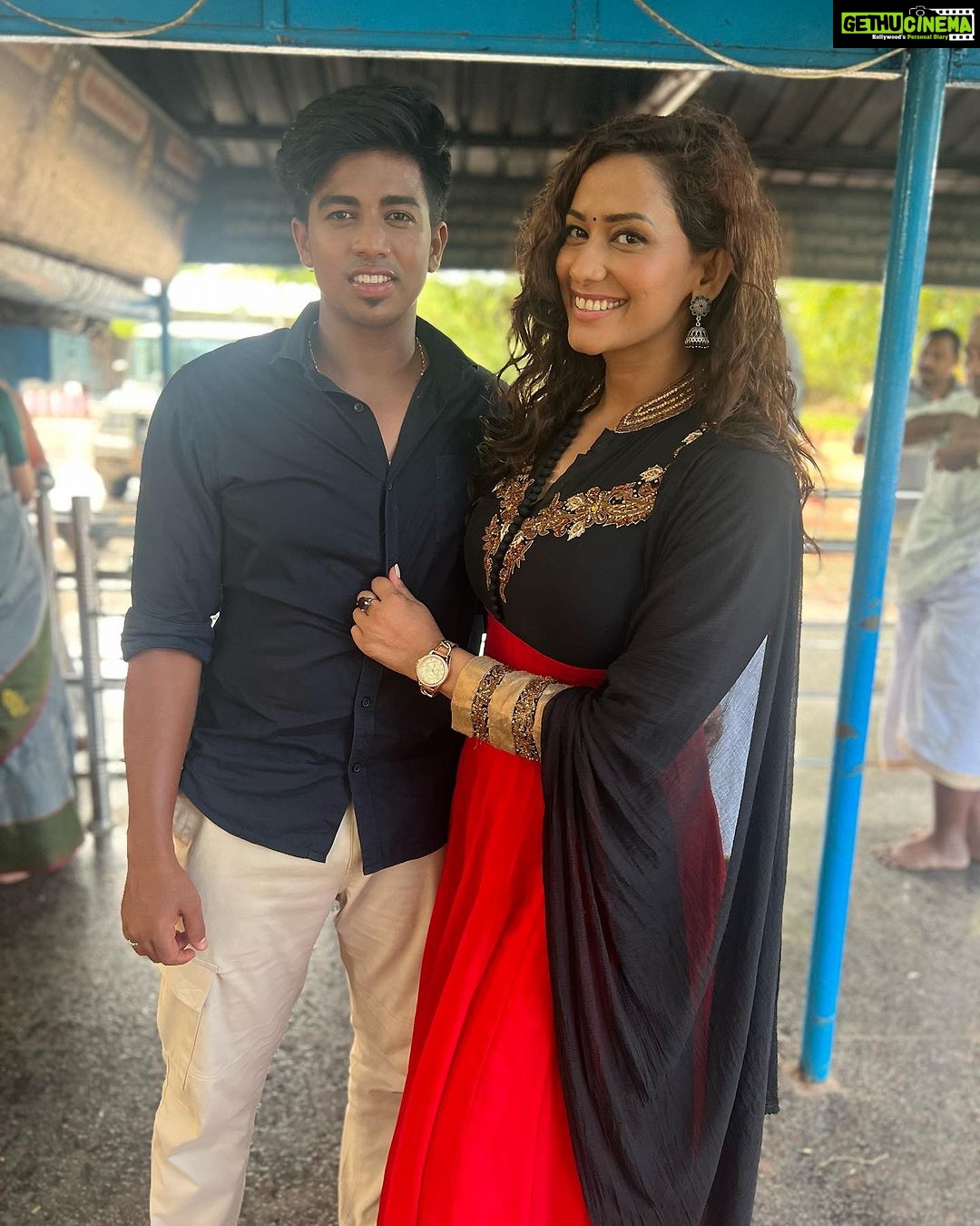 Sanjana Singh Instagram - Shooting for my upcoming Tamil film is taking place in Karaikudi.❤️ #karaikudi @rahulregi20