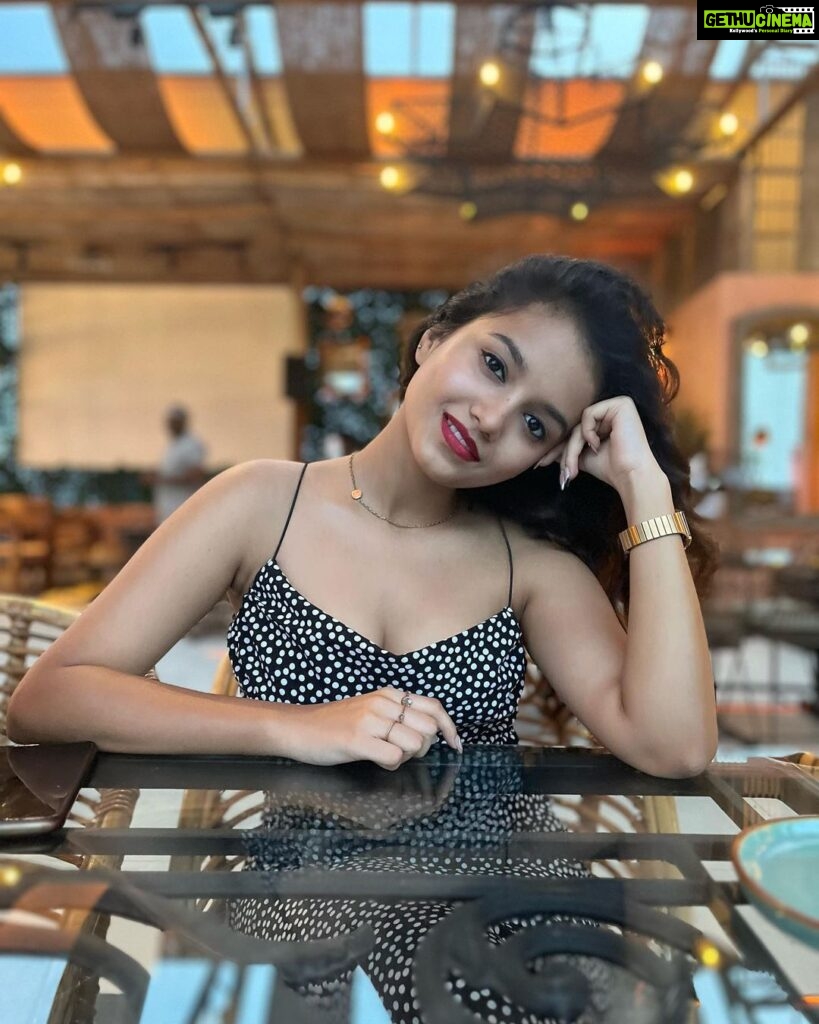 Sanjana Tiwari Instagram - Pov 📸