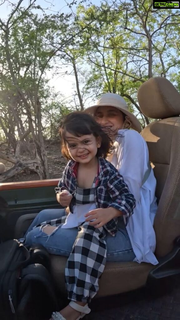 Sanjeeda Sheikh Instagram - DON'T TAKE YOUR KID TO DISNEY TAKE THEM TO THE WOODS 🪵