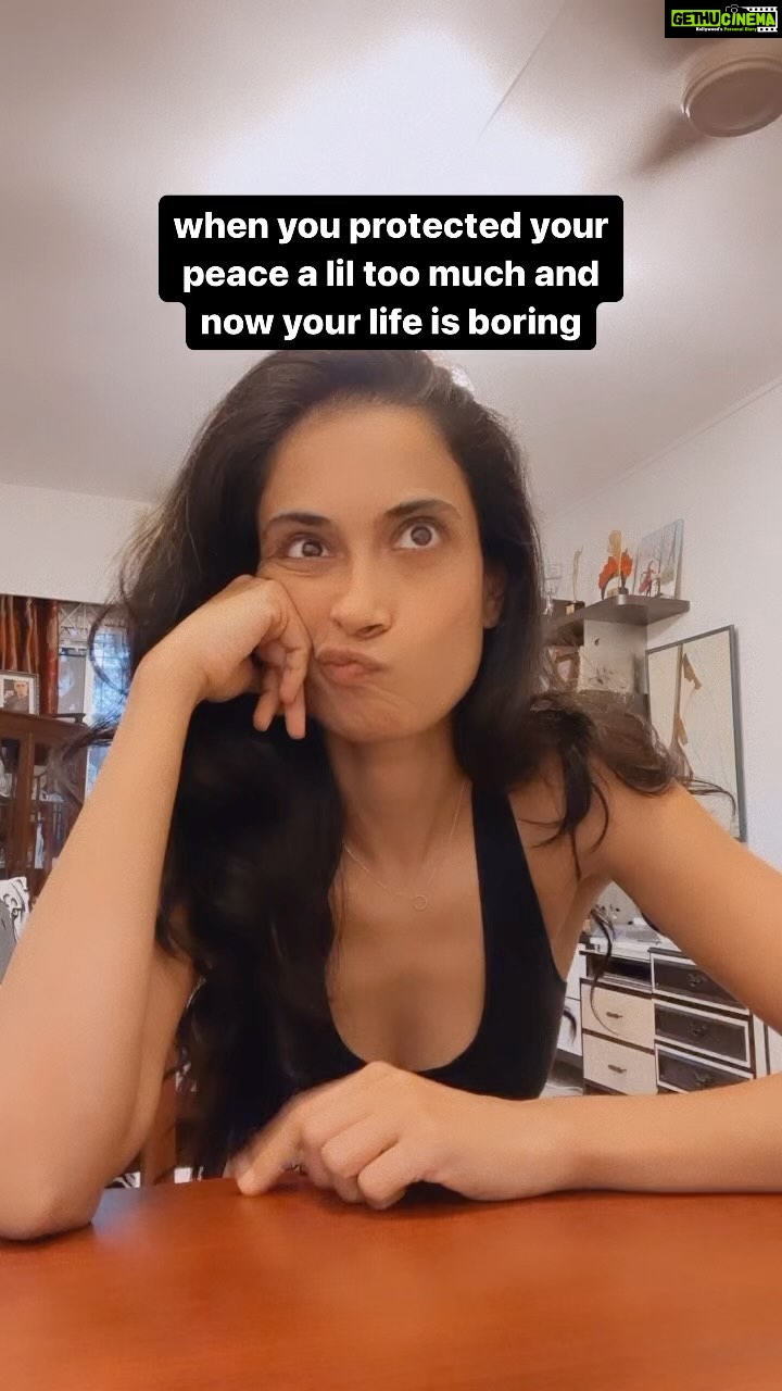 Sarah Jane Dias Instagram - anyone feel this? . #protectyourpeace