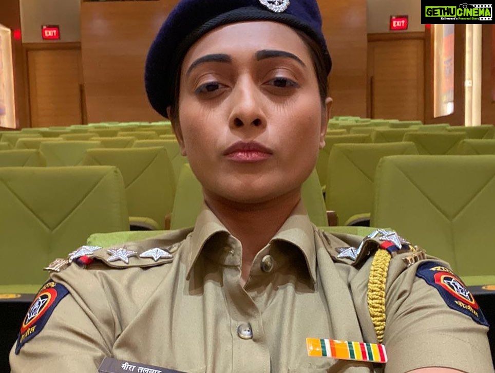 Satarupa Pyne Instagram - Rise n shine and arrest everyone 😛