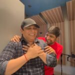 Sathish Instagram – Adengabbba… Pei ya cross panni kooda povaaraam aana bayap pada maattaaraam 🤪#conjuringkannappan #dubbing #aanantharaj