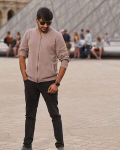 Sathish Instagram - #parís 😍