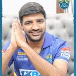Sathish Instagram – Cheering Lyca Kovai Kings Team! @lycakovaikings 👏😎😄 Going to catch some live action this Sunday at Tirunelveli. Hope to see all your smiling faces at the stadium. ⚾🙌
@poomerfashions
@sudarmani.in

@lingasamy_p
#LKK #TNPL2023 #LycaKovaiKings