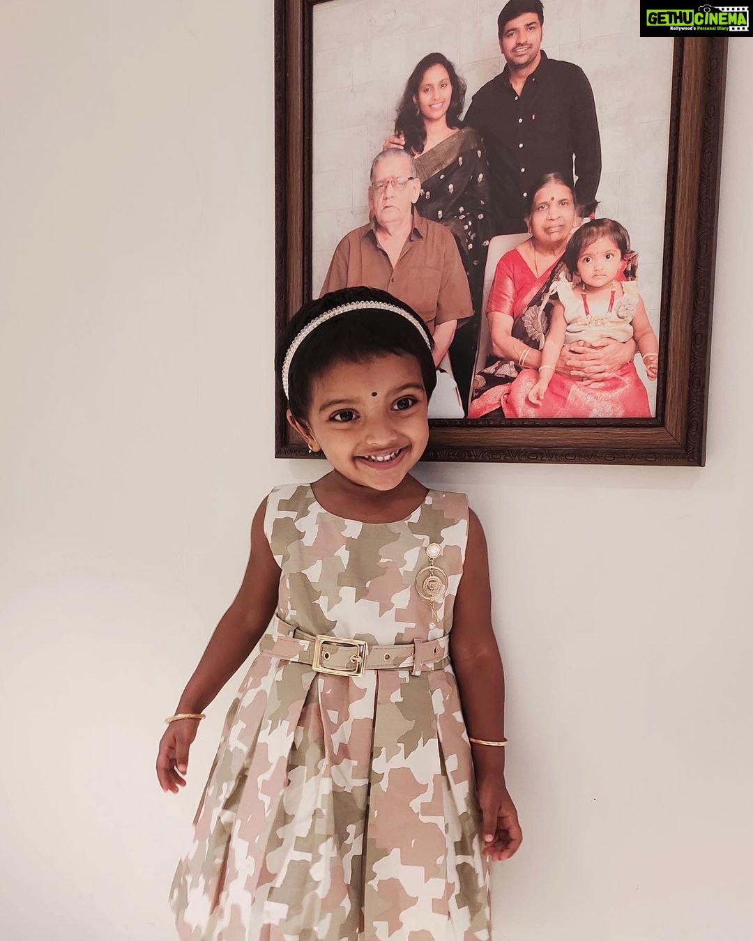 Sathish - 72.3K Likes - Happy Father’s Day 😍❤️😍
#happyfathersday
