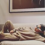 Sayani Gupta Instagram – Catching some morning light & chilling in my uniform! 
Thank you @airbnb for a warm cozy stay in #melbourne 
Oh and the neighbour’s cat!
🦘🤎🥥 Fitzroy, Melbourne