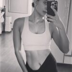 Sayani Gupta Instagram - Ab-Bas! #workinprogress 🤞💪🫶
