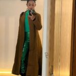 Sayani Gupta Instagram – Thank you @airbnb for this beautiful gift! Such a stunning modern home in the coolest spot in Melbourne!
@australia 

In the beautiful @ampmfashions jacket! 😎