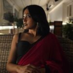 Sayani Gupta Instagram - 🍷🅱️🎈 #happyhandloomday everyday!