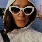 Sayani Gupta Instagram – Solo 🕶️👒🎧