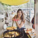 Sayli Patil Instagram - @sayliipatil takes us on a foodie-ride around the city! From #vadapav, #panipuri #dhokla to #coffee, here’s what #Sayli loves to eat during #Monsoon . . . #saylipatil #punecity #marathiactress #marathimovies #marathientertainment #marathifilmindustry #punetimesonline