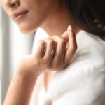 Sayli Patil Instagram - ✨महाराष्ट्राचा दागिना - मागिना✨ As a young actress, I’m thrilled to partner with Magina in this captivating reel video. Each jewelry piece carries the spirit of our land, where timeless traditions meet modern sophistication. 💫 Join me on this enchanting reel video as we celebrate the splendor of Magina’s contemporary designs, deeply rooted in Maharashtrian culture! 🎬 ✨ Magina Promises ✨ 💯 100% refunds 🔄 Lifetime exchange policy 📦 15 days free returns 🚚 Free shipping on all orders 🌍 Responsibly sourced gold and diamonds ✅ Certified and hallmarked jewellery 🌟 Unique and exclusive designs 🛒 Ready to add a touch of enchantment to your collection? Visit www.magina.in or check out today! ✨💫 🎭 #MaginaReelCollab #MarathiHeritage #HeritageJewelry #MarathiPride #MaharashtrianCulture