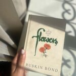 Sayli Patil Instagram - The little joys. :) finding these book pressed flowers. And this book 🌸