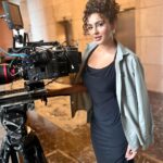 Seerat Kapoor Instagram - Back with my first love, shooting this dynamite. Living the dream ♥️🎥 Makeup @makeupbykamaljeet