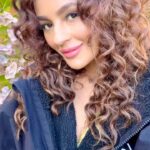 Seerat Kapoor Instagram - Walking you through my working day. Allow me 💋
