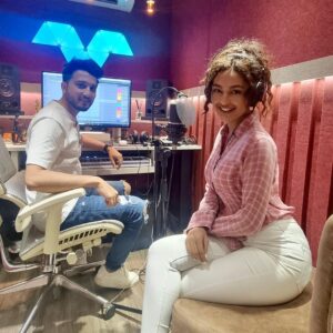 Seerat Kapoor Instagram - When passion conspires and comes alive! Embrace, you guys are in for a serious surprise 😉💗

@jjustmusicofficial @ishaankhanblive