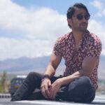 Shaheer Sheikh Instagram – Baithe Baithe Aise Kaise Koi Rasta Naya Sa Mile 
#ladakh