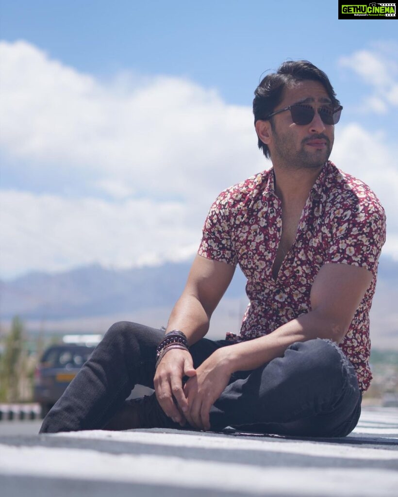 Shaheer Sheikh Instagram - Baithe Baithe Aise Kaise Koi Rasta Naya Sa Mile #ladakh