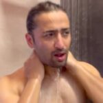 Shaheer Sheikh Instagram – My go-to skin health product is the Man Matters Charcoal Bodywash. Made with nature’s most powerful ingredients, backed by science:
💧Niacinamide 5% for brightening the skin
🪨 Activated Charcoal Beads for smoother skin
✨Vitamin E for softer skin
🧊Menthol for cooler, less sweaty skin
These fast-acting agents come together to create a skin solution that delivers on it’s promises. Shop now @man.matters

✨ This amazing Body Wash comes with a special launch offer of 30% off✨
👉 Don’t forget to use my code ✨ SHAHEER10✨ for an extra 10% off!

#Unlocktheshowerpower#Manmatters#Charcoalbodywash#Niacinamide#malegrooming#grooming#Bodywashformen#Speciallyformen