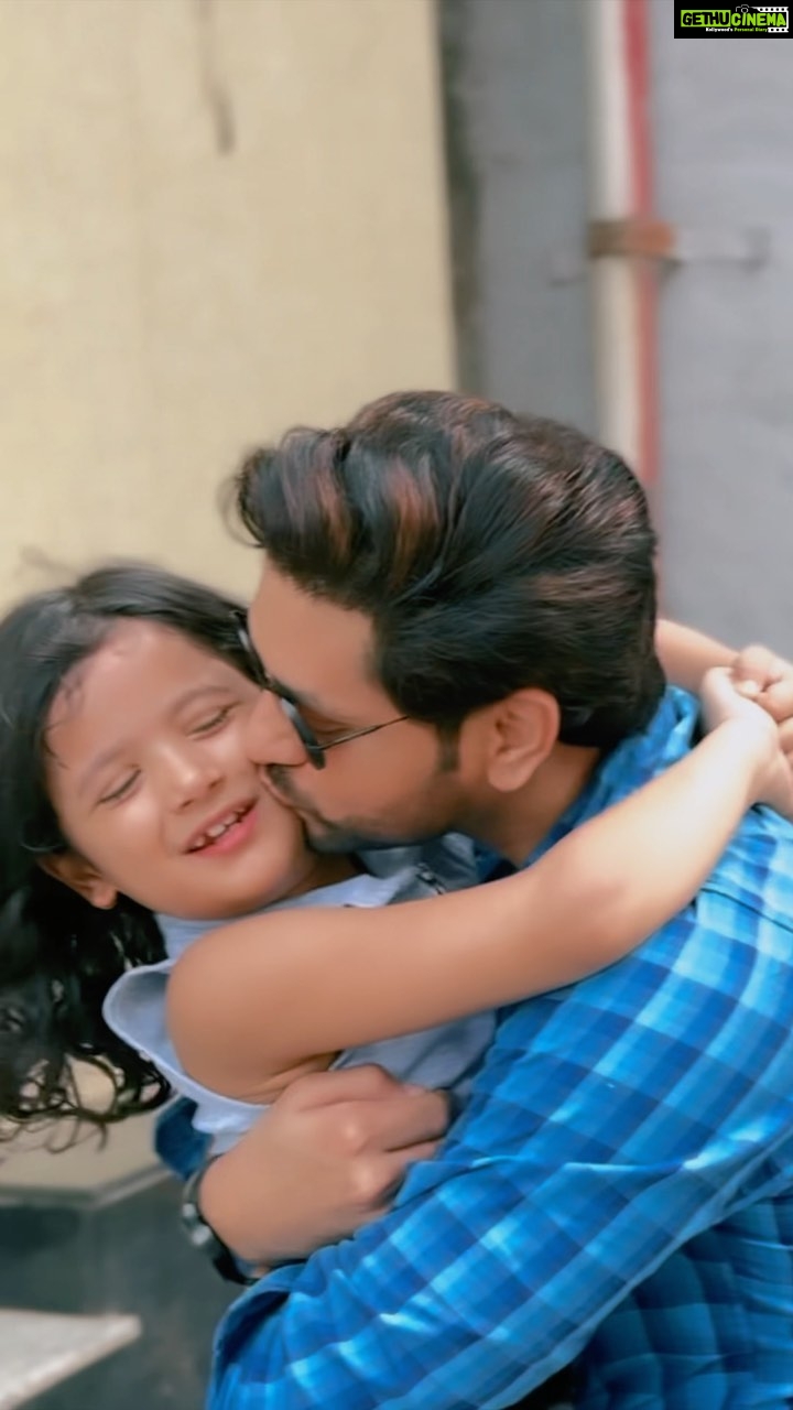 Shakti Arora Instagram - It’s finally time to say goodbye to my Mr.Handsome. Hum aaye bhi saath me the aur jaa bhi sath me rahe hain. It was so much fun to be around you in sets of Kundali Bhagya. Apart from show, we developed a special bond with each other which i am gonna cherish forever. You will always be special my Mr Handsome. I am gonna miss you alot, lots of love and success to you. -Yours Kavya Luthra🥺💯 @shaktiarora 🥰