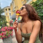 Shakti Mohan Instagram - you make me melt🍦 @italiait @fidenzavillage @thebicestercollection