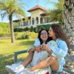 Shakti Mohan Instagram - A mother like no other @kusum8114 Happy birthday mattuuuu ☀️ Absolutely no one like you in the world You’re jus edible… love youuuuu my mommy🤍 Check out papa’s jealousy in the last picture 🤦🏻‍♀️ @sula_vineyards #sulavinyards #sulalife