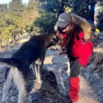 Shakti Mohan Instagram - An unforgettable trip 🏔️ Learnt to live in the wild 🌳🐾 Experienced what’s it like to live without network, electricity, washroom and for the very first time slept in sleeping bags 👀🏕️ It felt absolutely scary at first 🥶 but I slowly tried to adapt and had such a blissful time 💫 All thanks to @salmanyusuffkhan who organised this beautiful experience ✨ Super duper grateful for this 🙏🏻 Had the best company @saudkhan83 @aamiryusufkhan 🍃 Thanks to captain Geelani & his team ✌🏼 📸@ronnie.patiyal