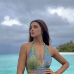 Shakti Mohan Instagram - Hey 2022 🧚🏼‍♂️ You were an incredible year Thank you all the amazing experiences and things you taught me. This year felt crazy good… thanks for all the new beginnings 🫶🏼 While I can’t wait for #2023 but I gotta say I will miss you #2022 This year was just absolutely perfect. Thank you everyone for being a beautiful part of this journey